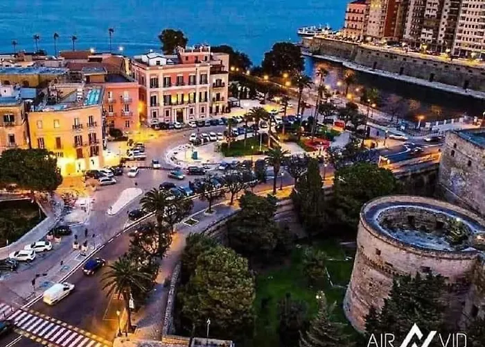 Loft27 アパート *