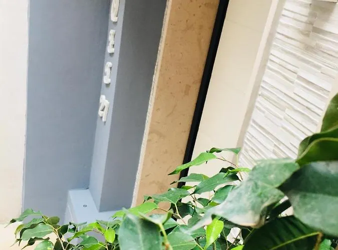 Loft27 * טאראנטו